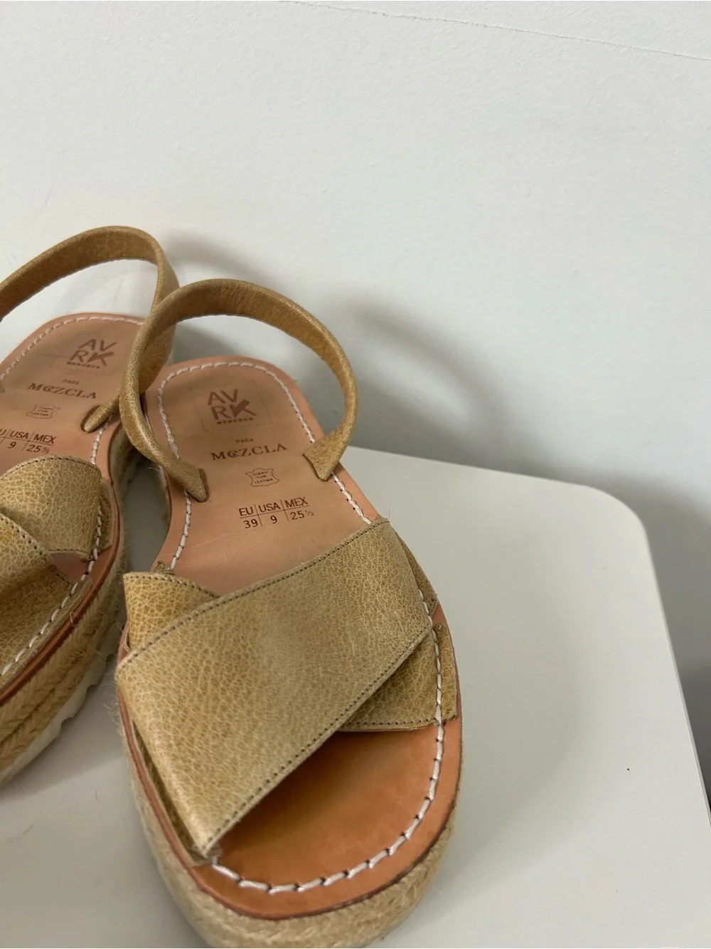 AVRK Avaraca Mezcla Espadrille Platform Leather Sandals Size 9 boho beach chic